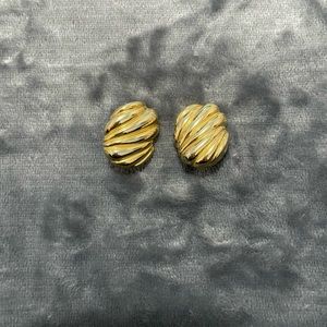 70’s Gold “Wave” Styled Clip-in Earrings